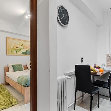 Apartmán Central Studio Emerald Bukurešť Exteriér fotografie